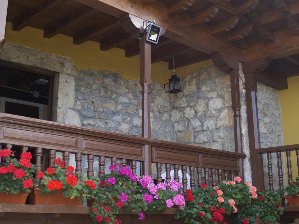 Albergue Santa Marina Buelna Luaran gambar