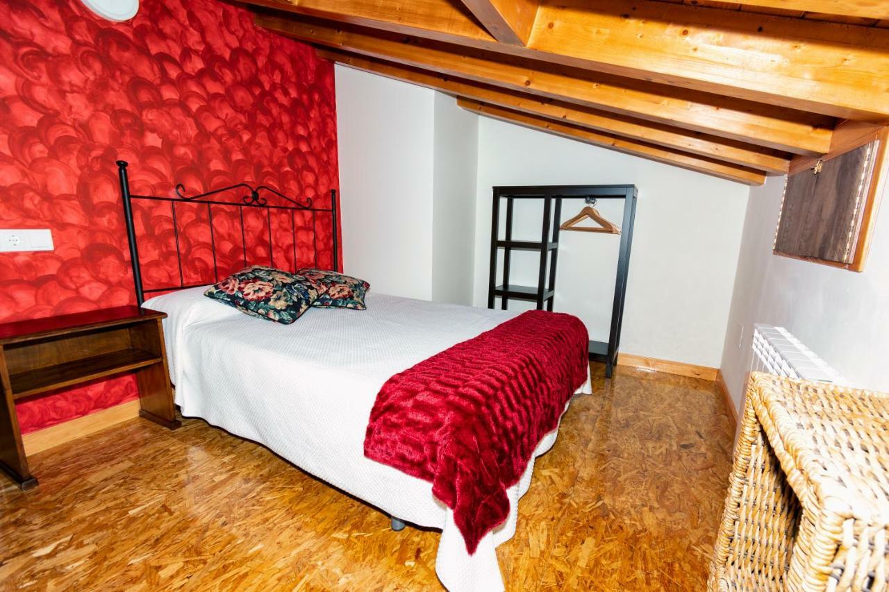 Albergue Santa Marina Buelna Luaran gambar